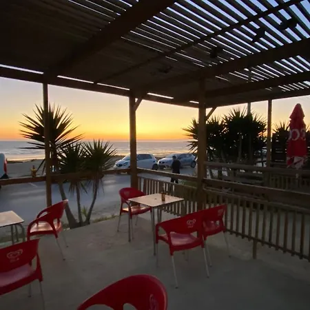 Rock’s Spot Front Apartment