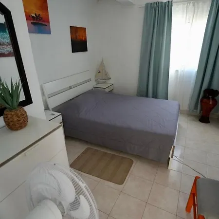 Rock’s Spot Front Apartment Costa da Caparica