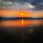 Rock's Spot Front * Costa de Caparica