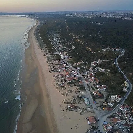 Rock's Spot Front Apartman Costa de Caparica