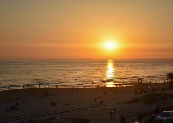 Rock's Spot Front Costa de Caparica